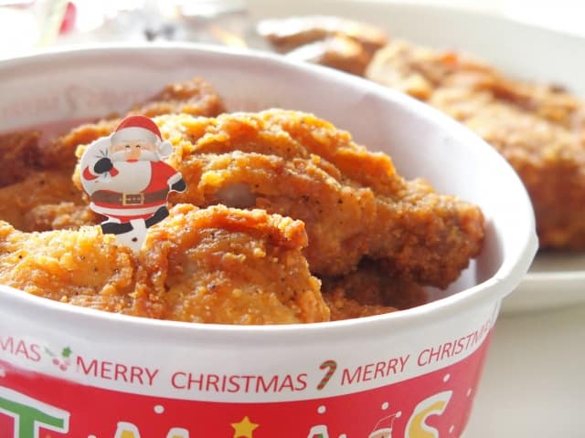 フライドチキン、クリスマス、ファーストフード